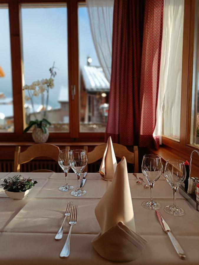 Hotel Adler Зигрисвил Екстериор снимка