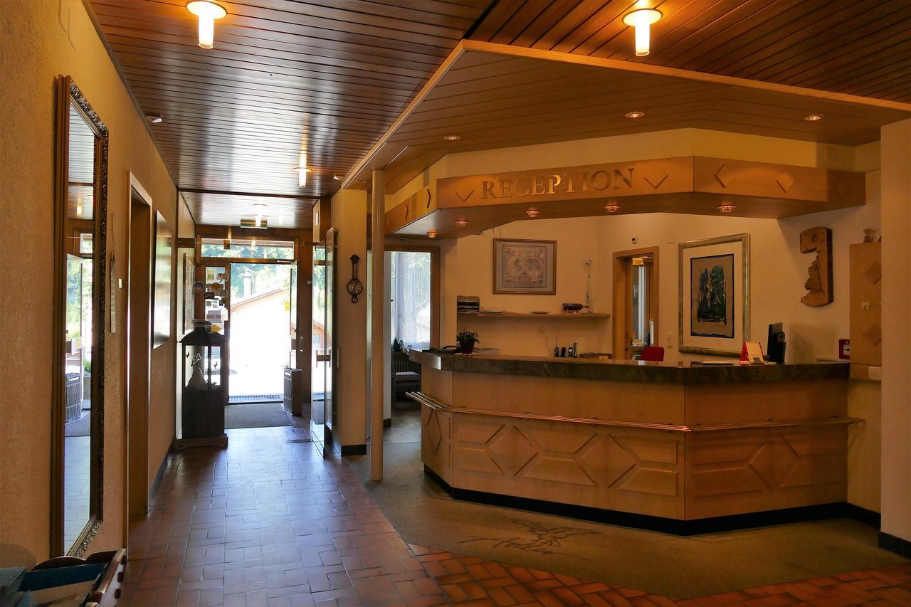 Hotel Adler Зигрисвил Екстериор снимка